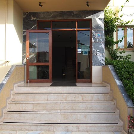 Hotel Ступа Екстериор снимка